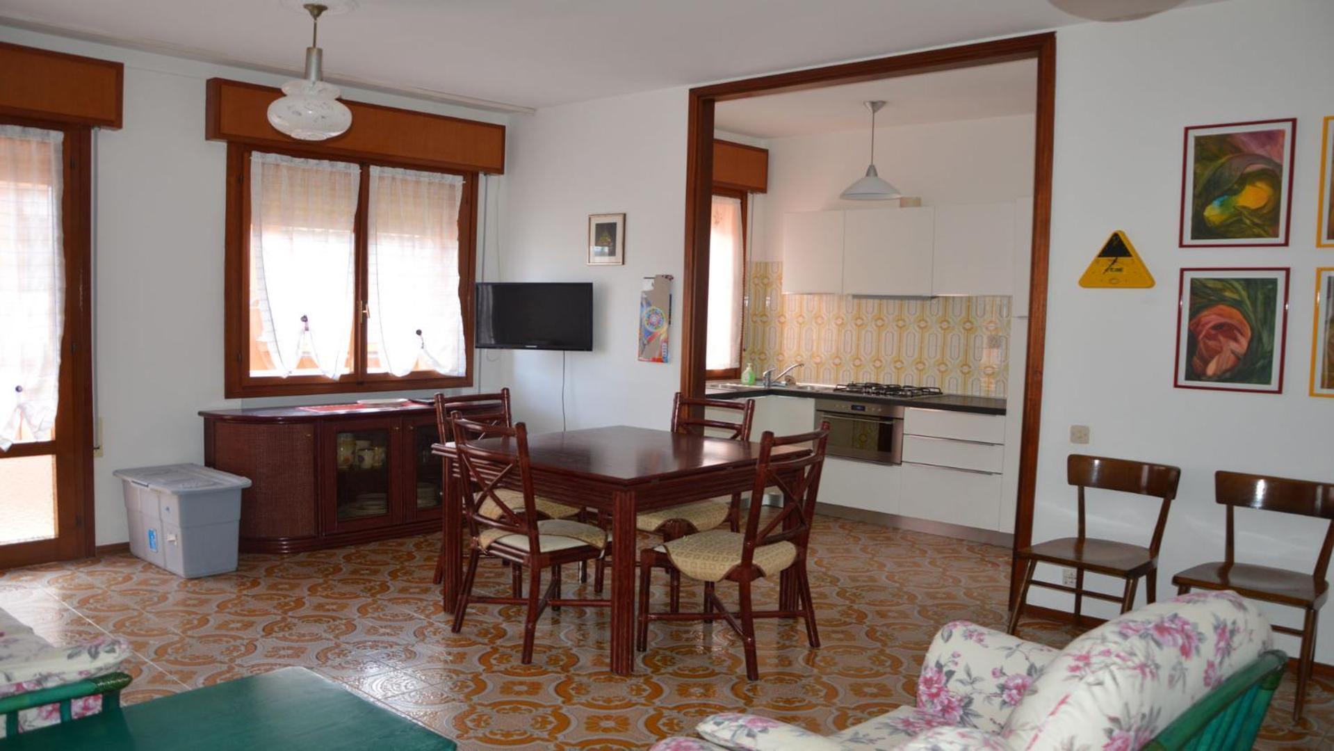 Comfortable 2 Bedroom Apartment - Beahost Rentals Caorle Dış mekan fotoğraf